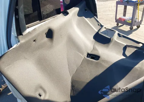 2018 Toyota Tacoma Trd Off Road z USA, uszkodzony, nr VIN 3TMAZ5CN8JM068737